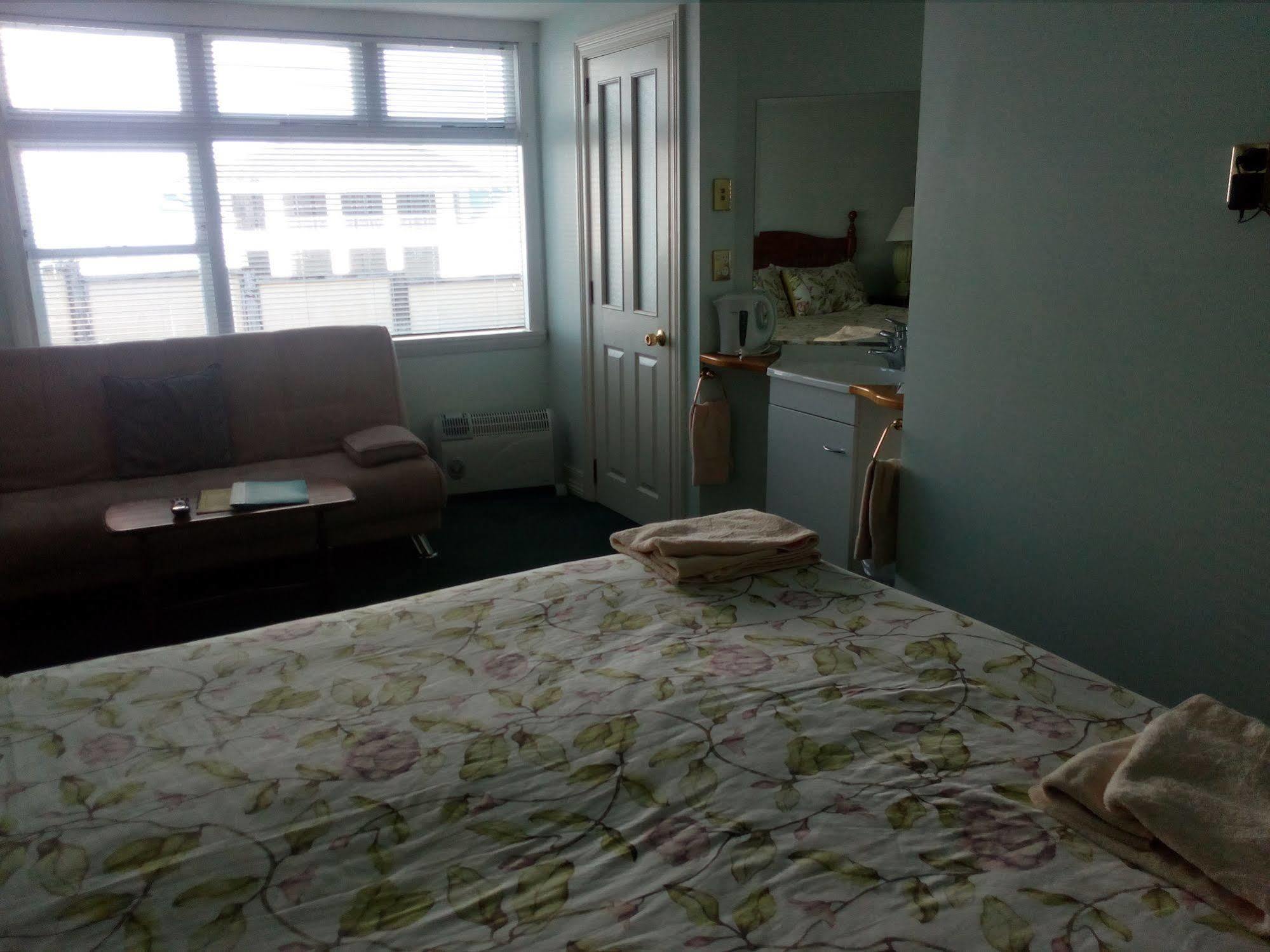 Admirals Lodge Піктон Екстер'єр фото