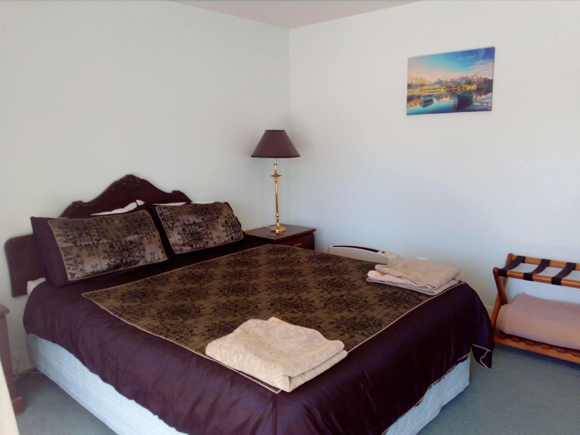 Admirals Lodge Піктон Екстер'єр фото